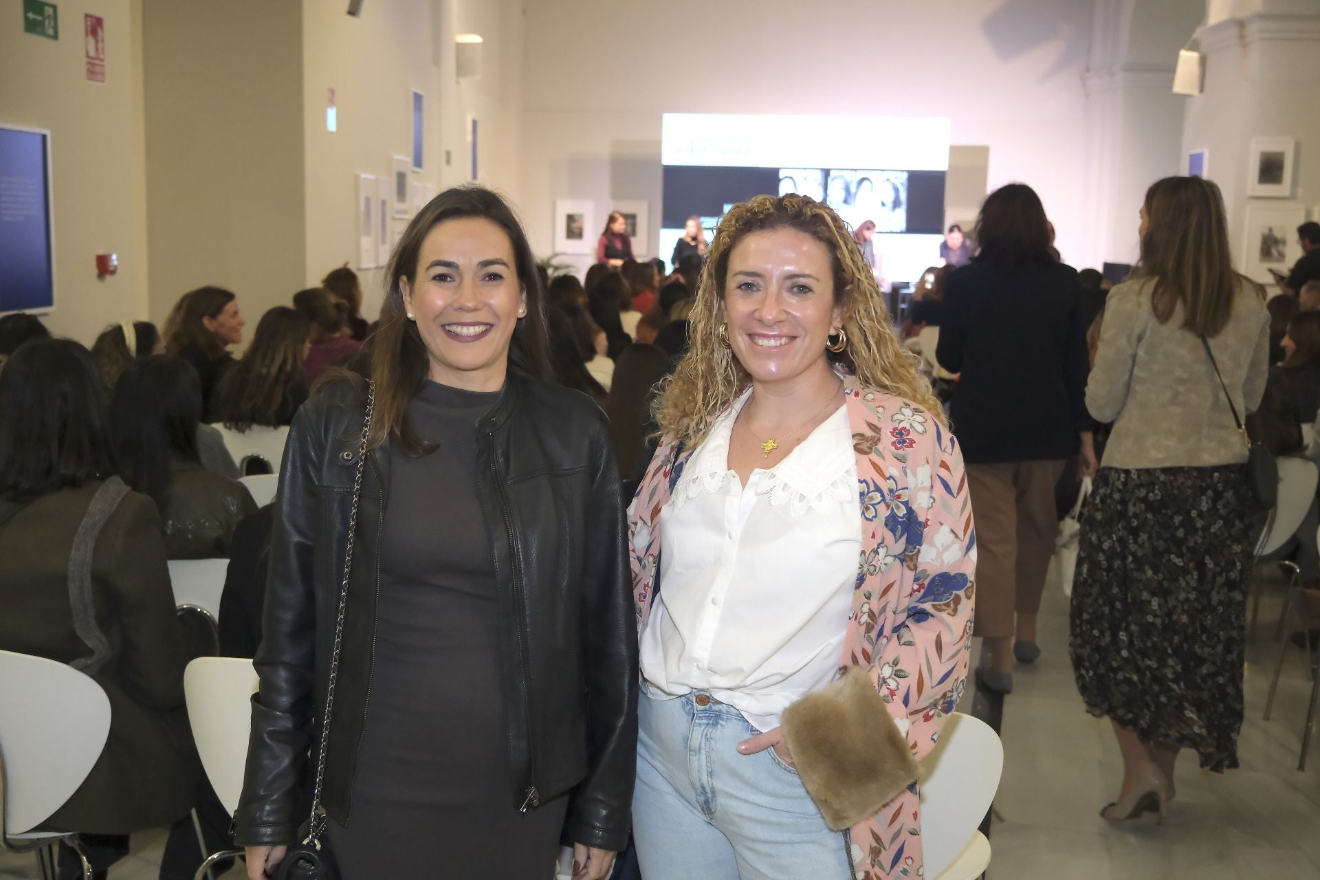 Esperanza Martínez y Estefanía Ferrer