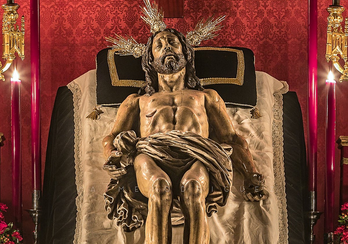 El Cristo Yacente del Santo Entierro de Sevilla