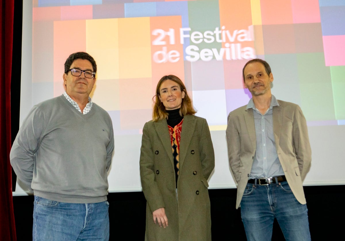 Pedro Giménez de Aragón Sierra, Blanca Gastalver y Antonio Navarro, durante la presentación de los ciclos Europa Junior y Cinéfilos del Futuro