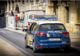 Muere un indigente tras ser acuchillado por otro en la calle San Jacinto de Sevilla