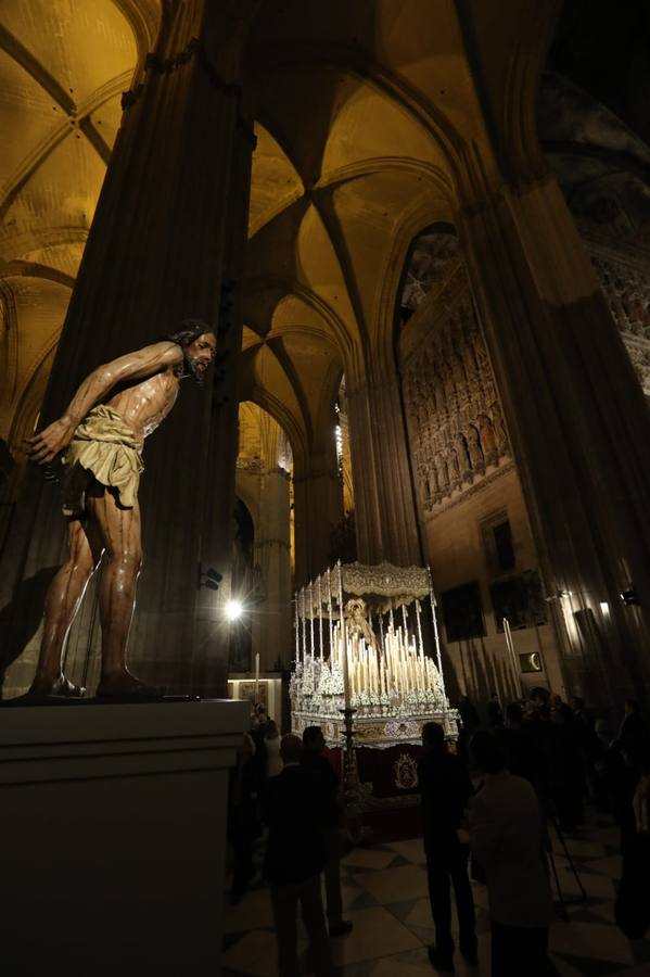 La exposición está dividida en tres bloques, y ofrece un viaje por los orígenes, devociones y manifestaciones de la piedad popular