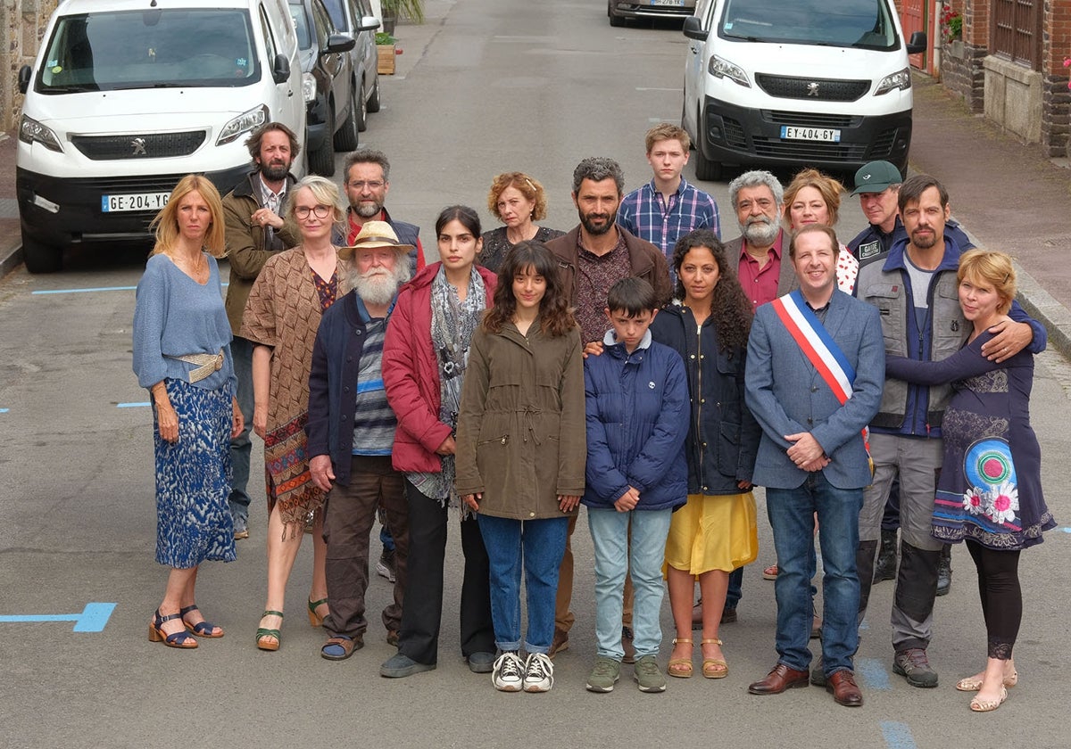 Fotograma de la película 'Meet the Barbarians', de Julie Delpy, con la que se inaugura el Festival de Cine de Sevilla