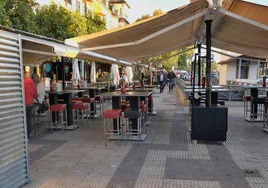 Urbanismo pone orden en el abuso de veladores del Paseo de Colón en Sevilla