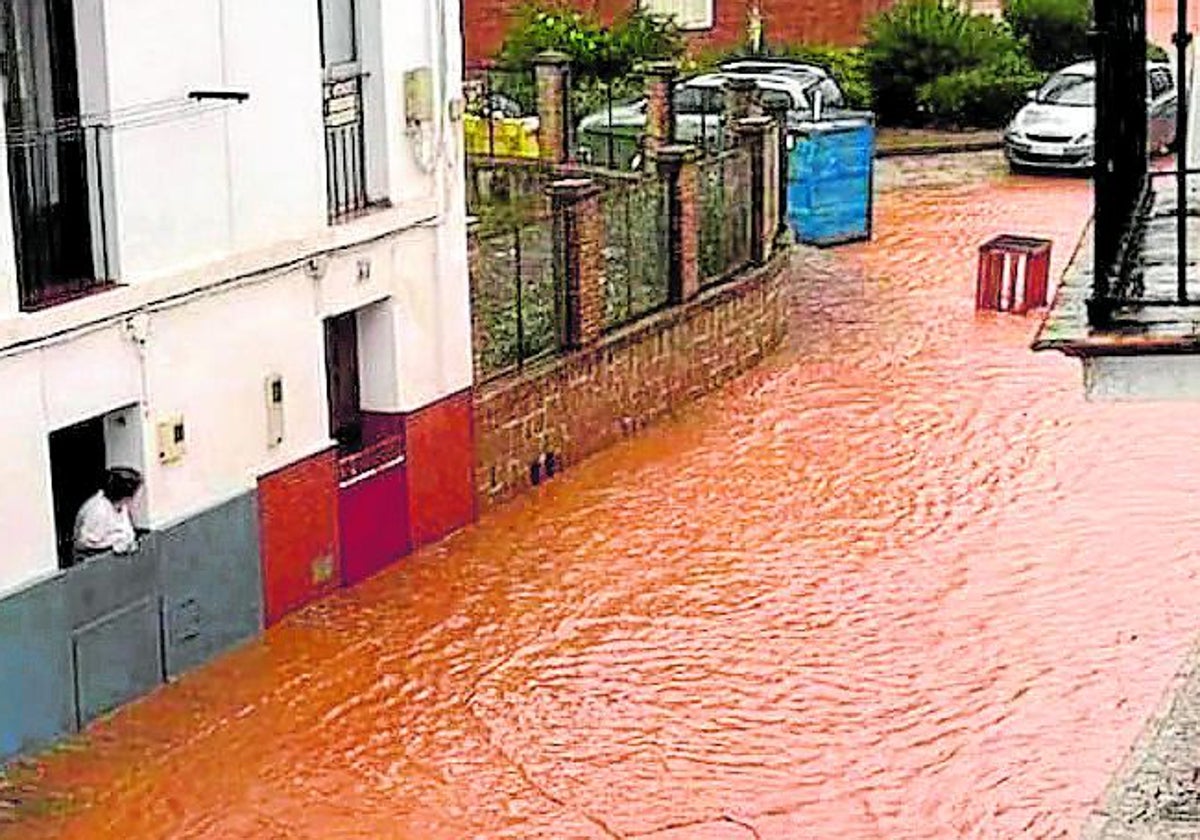 Imagen de una reciente riada en el municipio serrano de Constantina