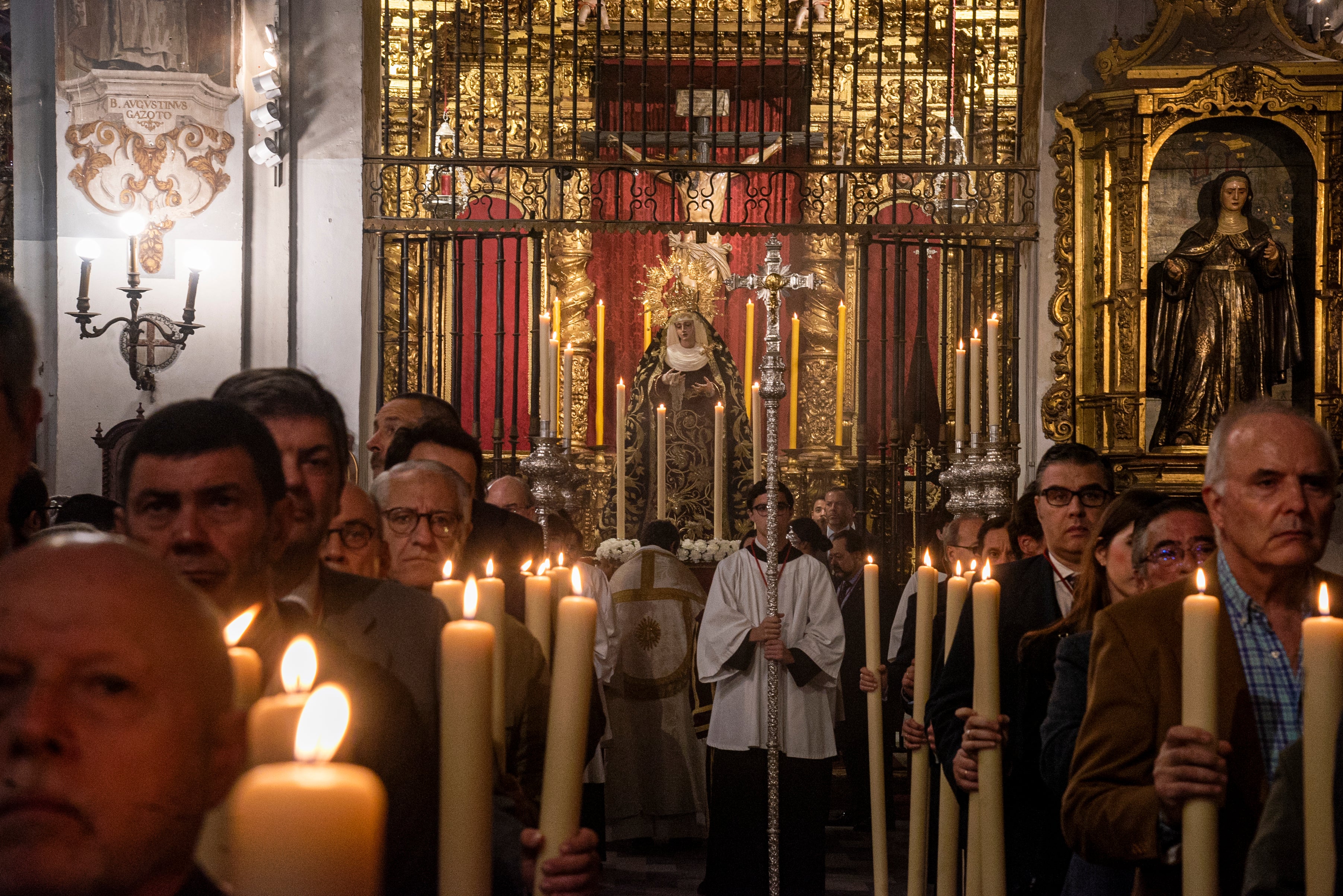 El traslado de la Virgen de la Presentación del Calvario