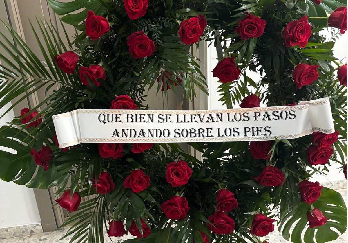 Corona de flores de José Luis Garrido Bustamante