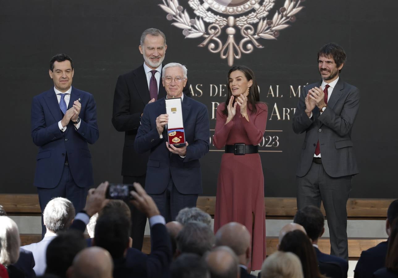 Acto de entrega de las Medallas de Bellas Artes celebrado en Sevilla