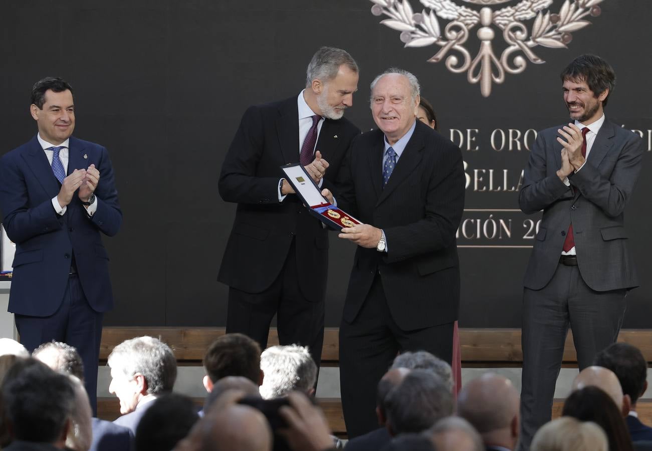 Acto de entrega de las Medallas de Bellas Artes celebrado en Sevilla