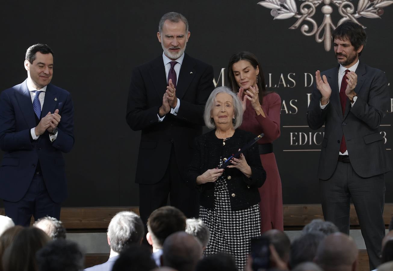 Acto de entrega de las Medallas de Bellas Artes celebrado en Sevilla