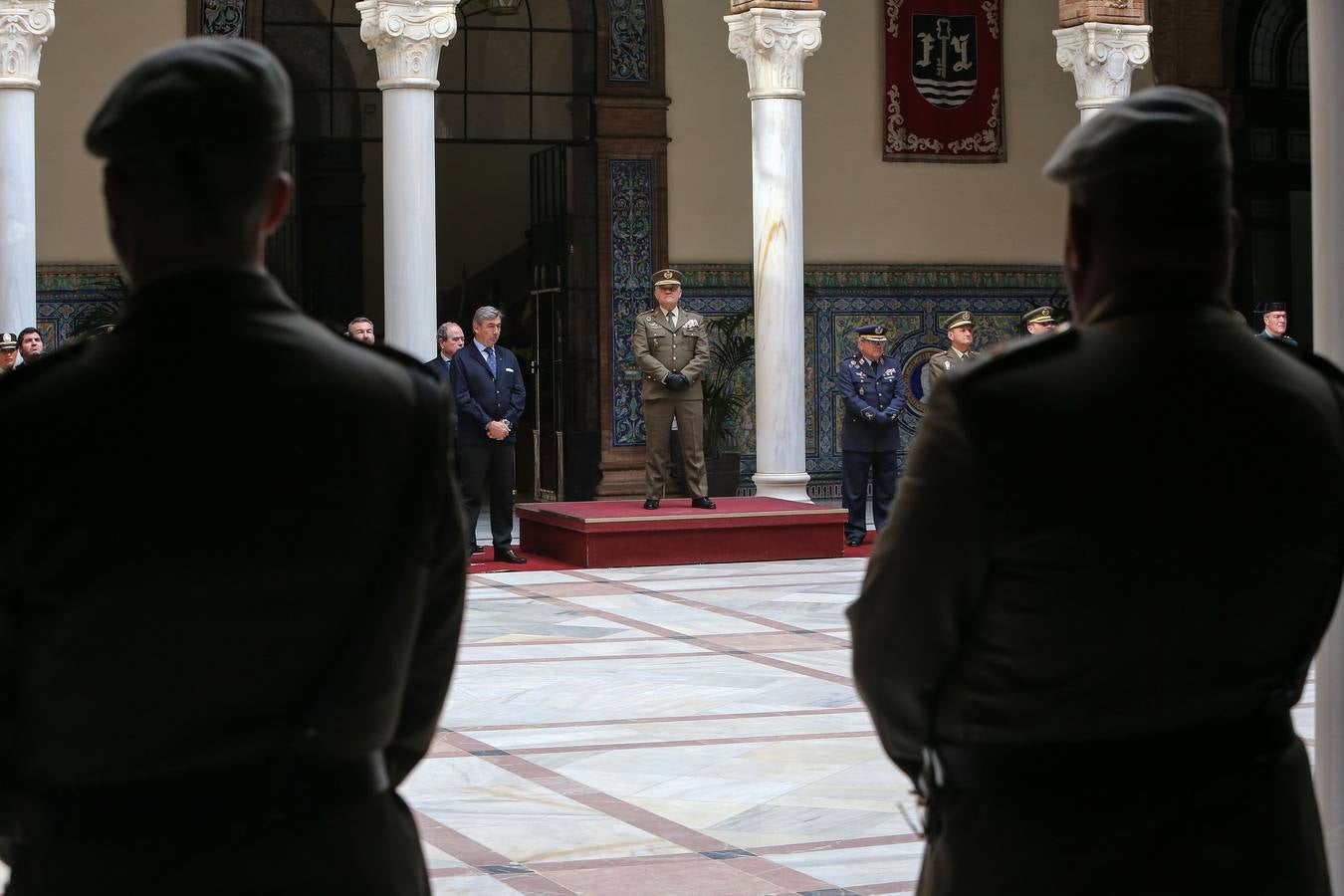 Un momento del acto celebrado este viernes en Capitanía en la capital sevillana 