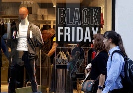 Sevilla bate récord de cotizantes por segundo mes seguido gracias a la Navidad y el Black Friday