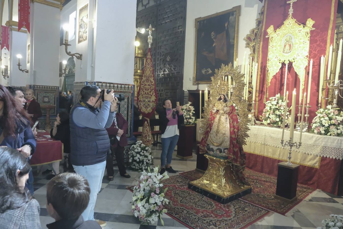 Veneración en la hermandad de la Amargura