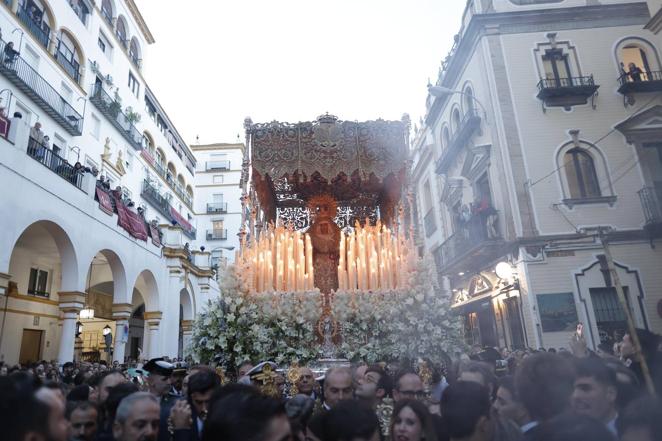 Traslado de la Esperanza de Triana a la Catedral