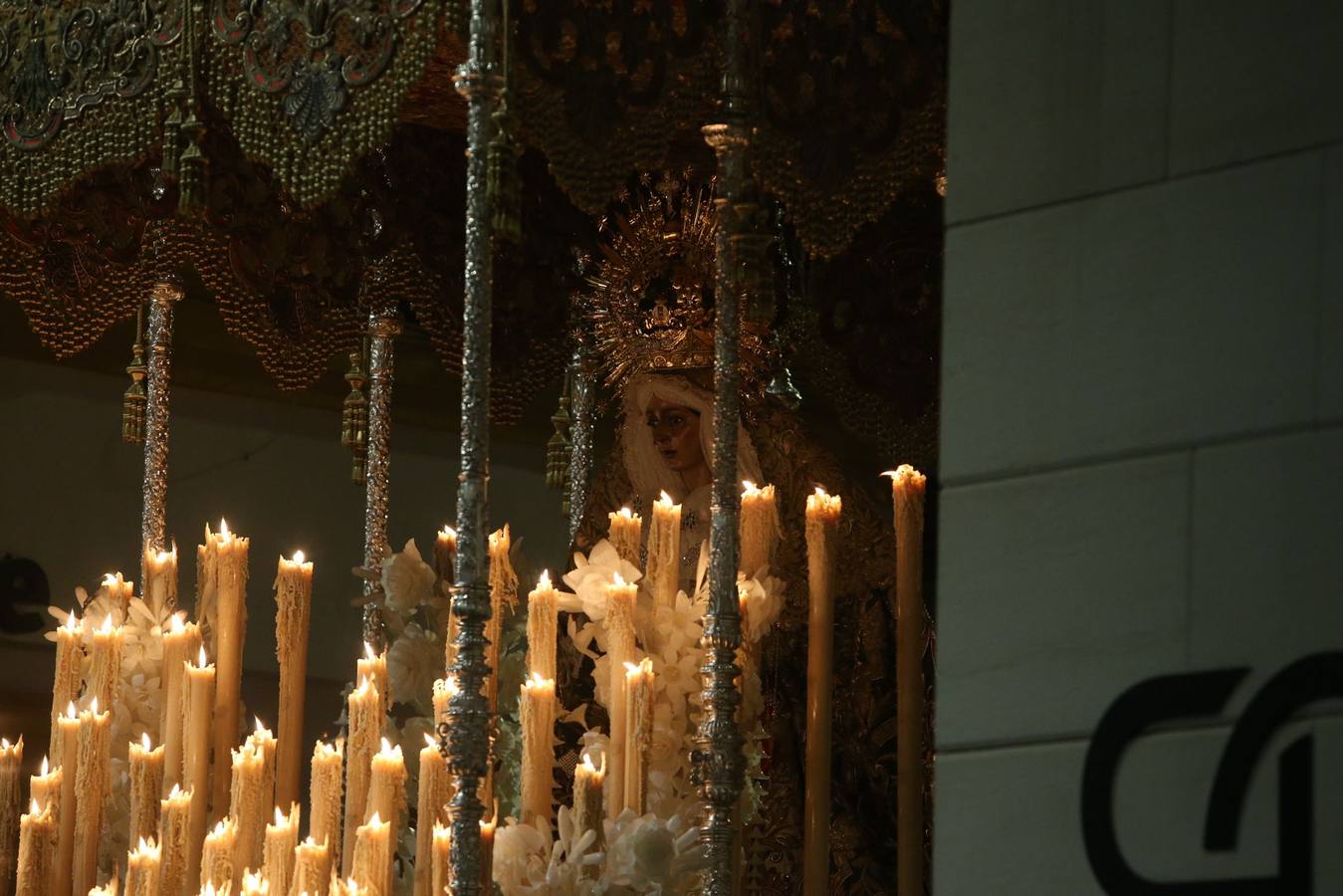 Traslado de la Macarena a la Catedral para participar en la Magna