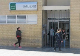 Una enfermera de Lebrija se enfrenta a una pena de prisión por acceder al historial de un paciente sin su permiso