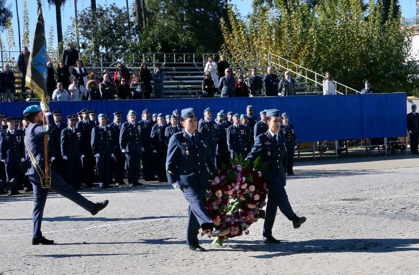 Un momento del acto militar celebrado este martes en el Acuartelamiento Aéreo de Tablada