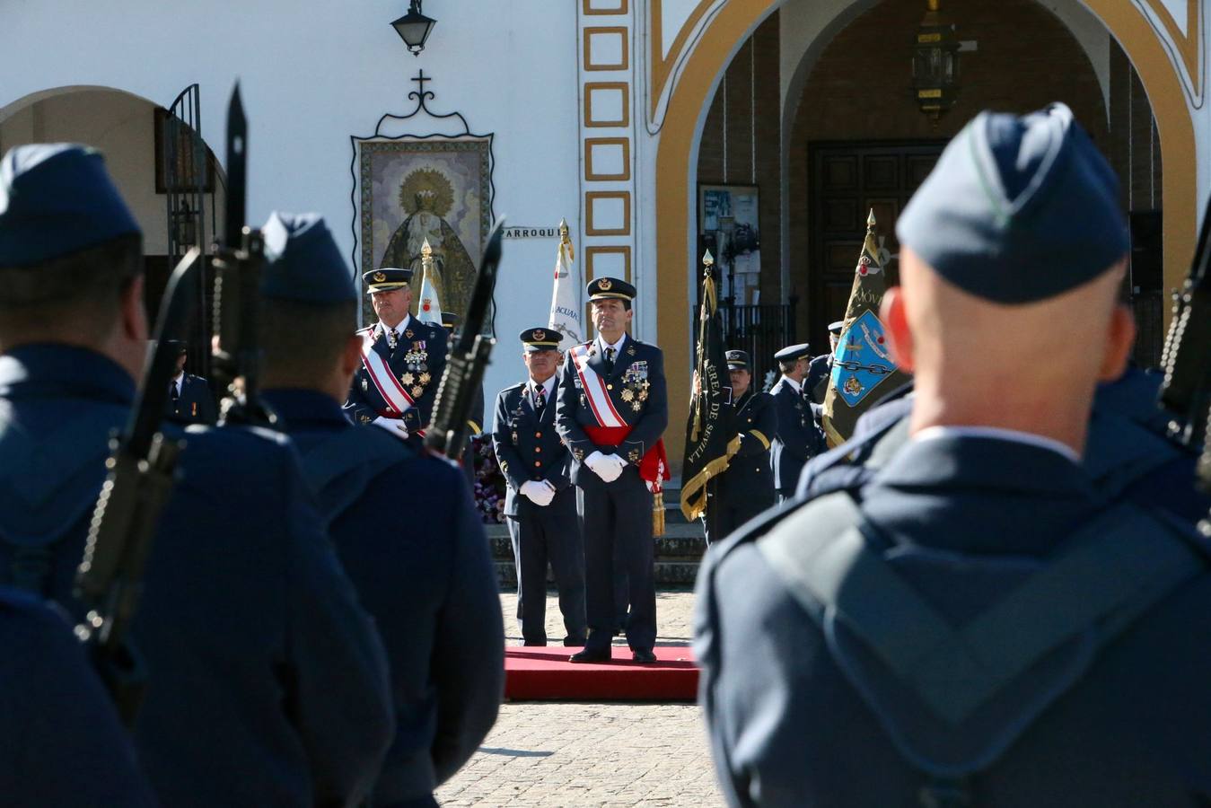 Un momento del acto militar celebrado este martes en el Acuartelamiento Aéreo de Tablada