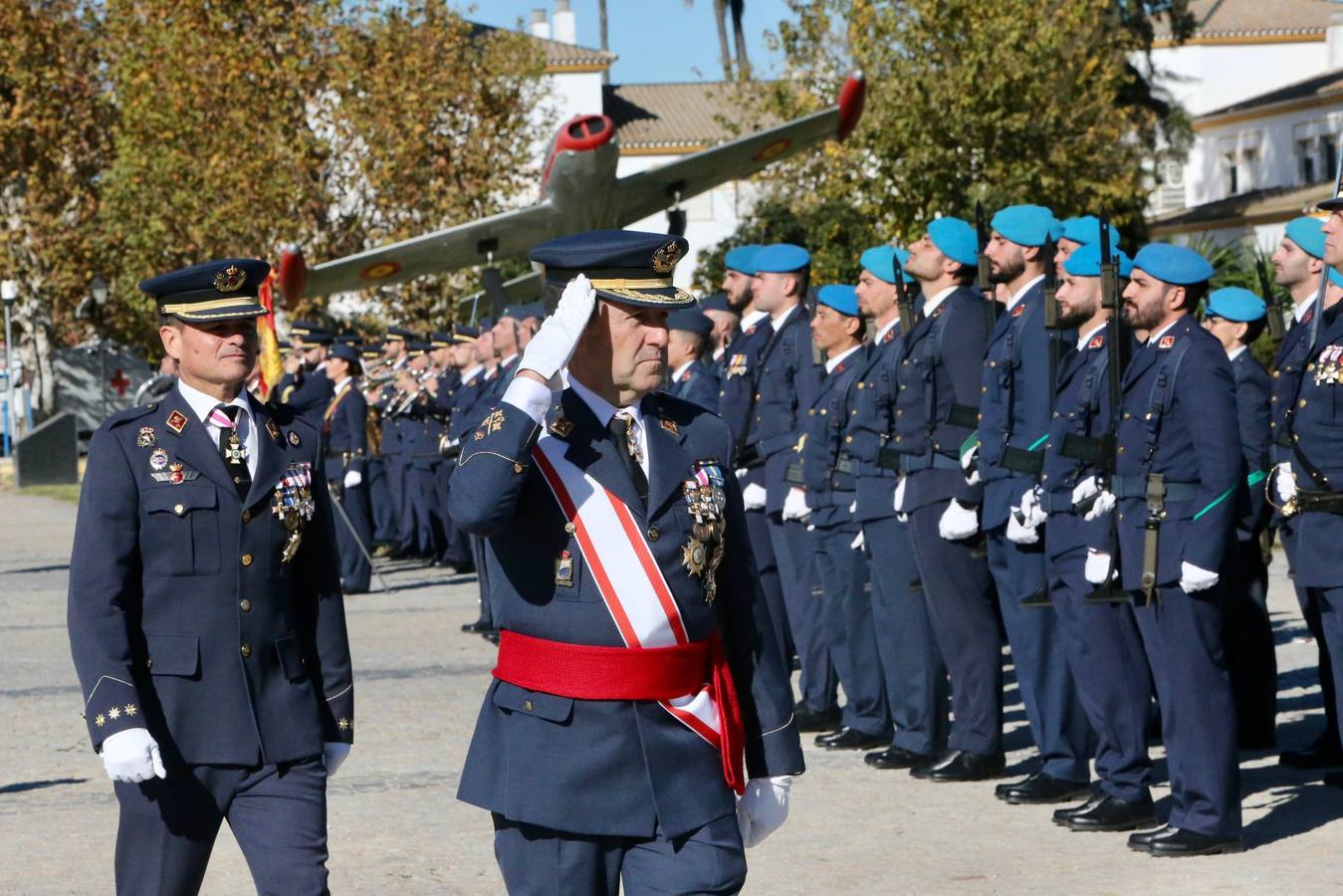 Un momento del acto militar celebrado este martes en el Acuartelamiento Aéreo de Tablada