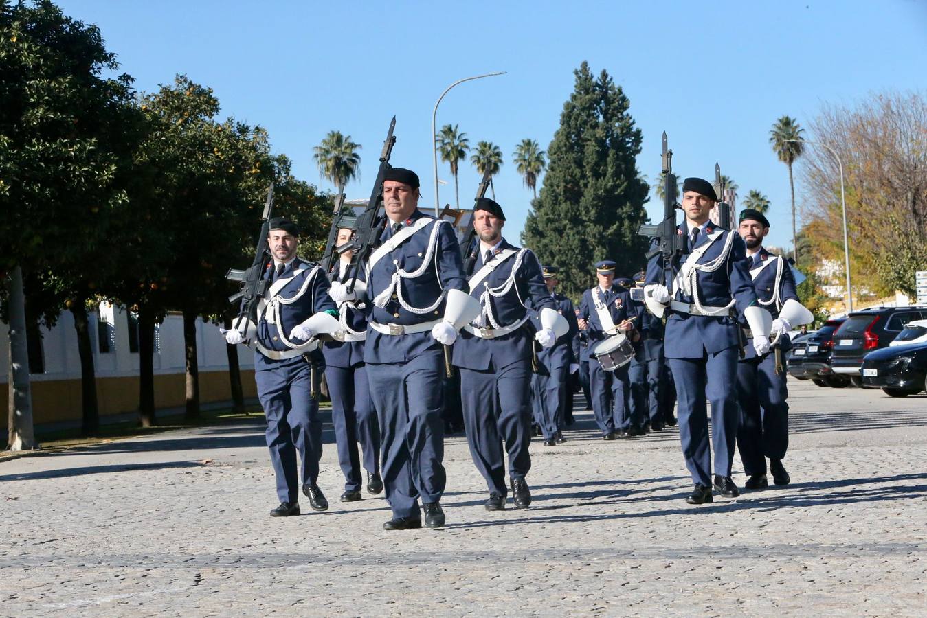 Un momento del acto militar celebrado este martes en el Acuartelamiento Aéreo de Tablada