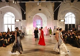 Mujerhoy y Antonio García celebran sus 25 años con un desfile conmemorativo