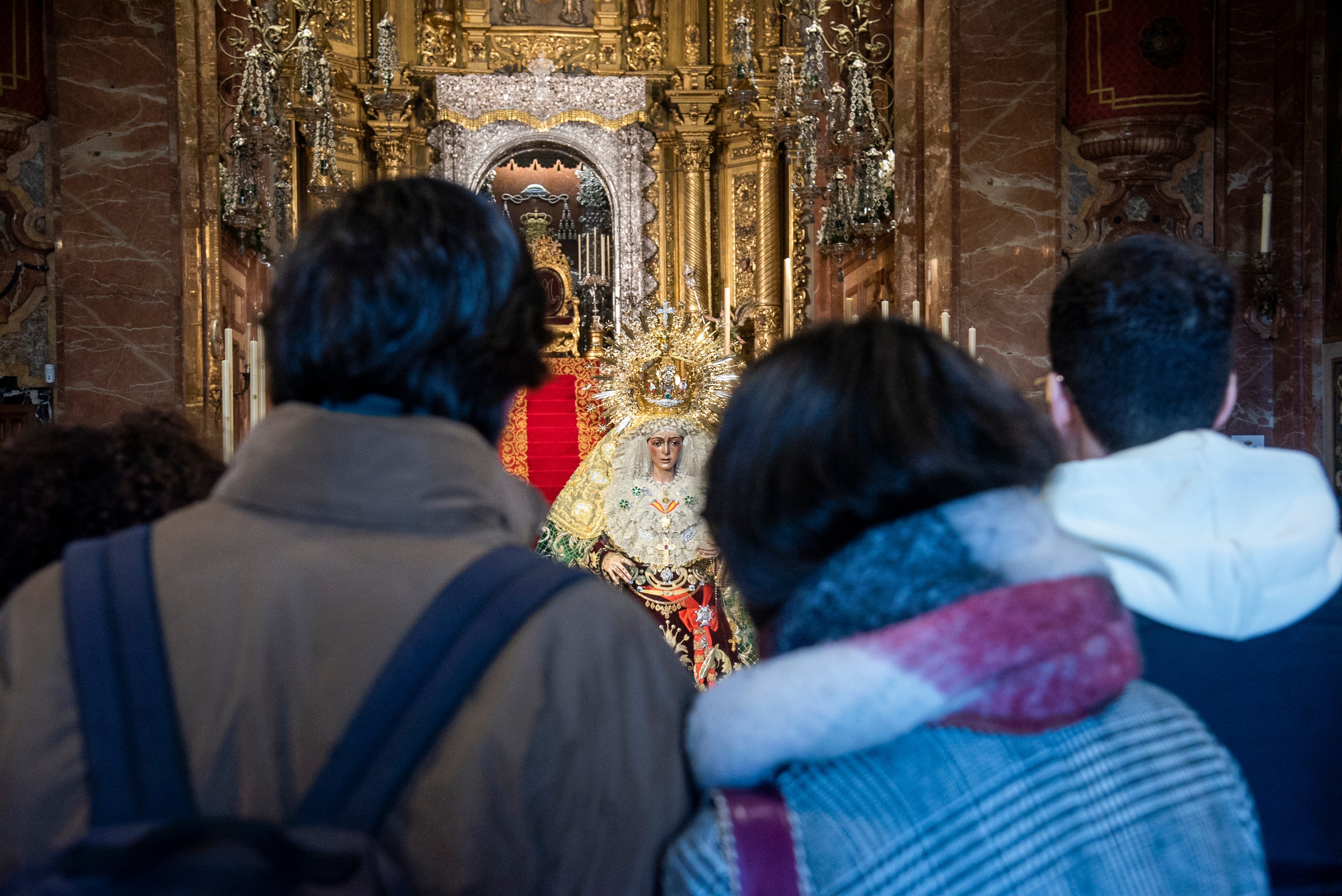 El besamanos de la Macarena