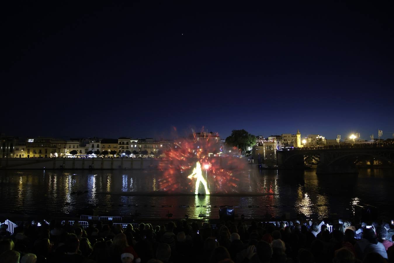 Estreno del espectáculo Navigalia, el 'mapping' navideño de Sevilla