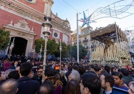 La procesión de la Virgen del Socorro al Salvador, en imágenes