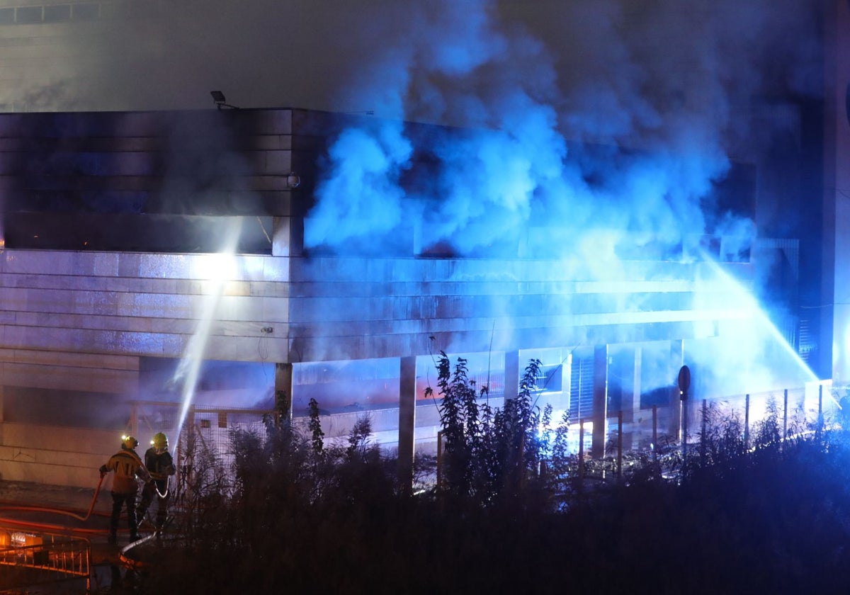 El incendio del Auditorio Rocío Jurado se produjo en la noche del pasado 30 de noviembre