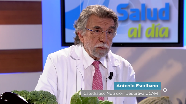 Antonio Escribano, catedrático de nutrición deportiva en la UCAM, en el programa 'Salud al día'