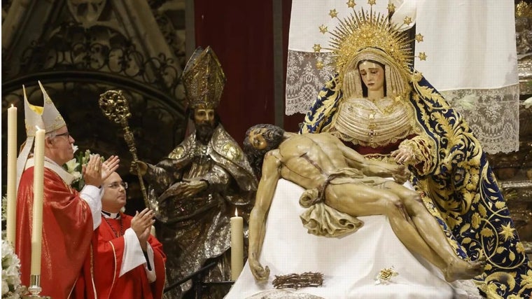 Coronación de la Piedad del Baratillo