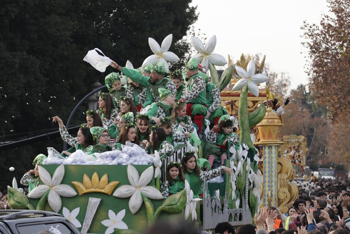 Primeros momentos de la Cabalgata de Reyes Magos de Sevilla 