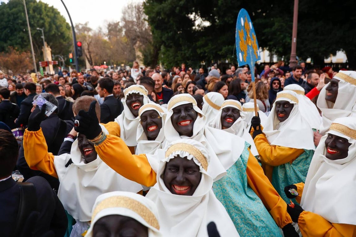 Primeros momentos de la Cabalgata de Reyes Magos de Sevilla