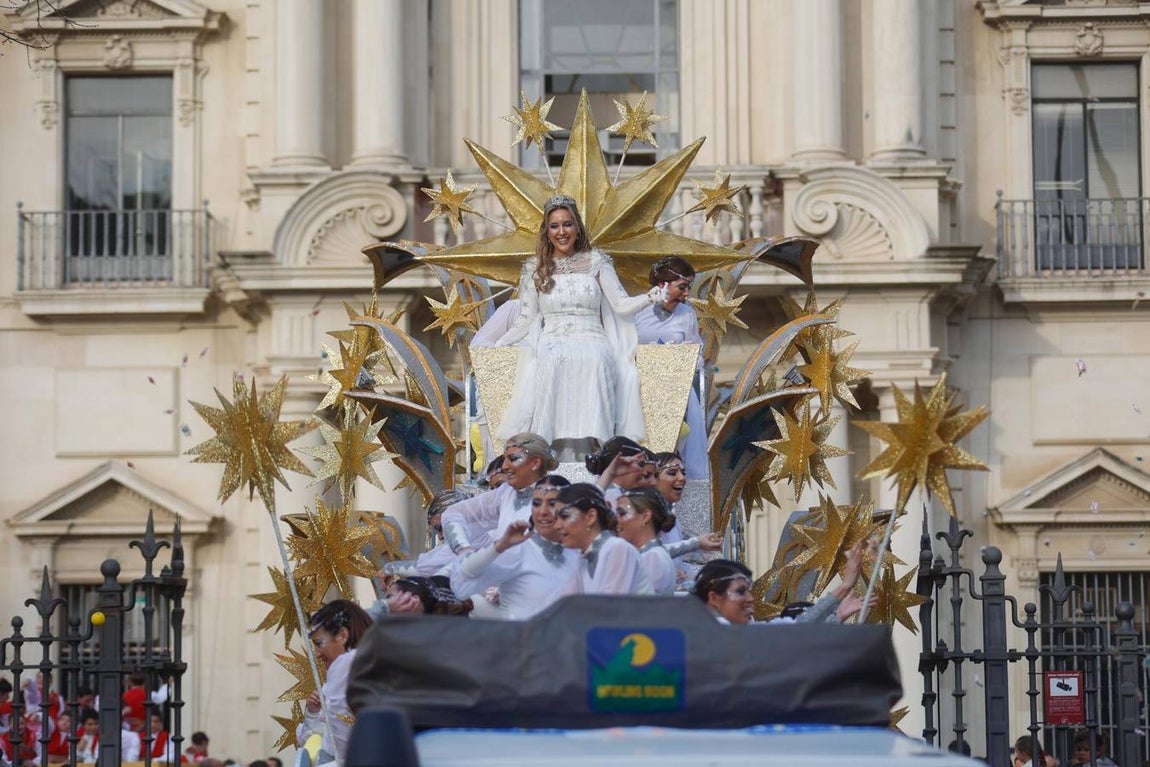 Primeros momentos de la Cabalgata de Reyes Magos de Sevilla