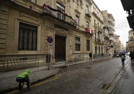 La Cabalgata de Sevilla se adelantó por una lluvia que resultó similar a la de otros años que no se cambió de fecha