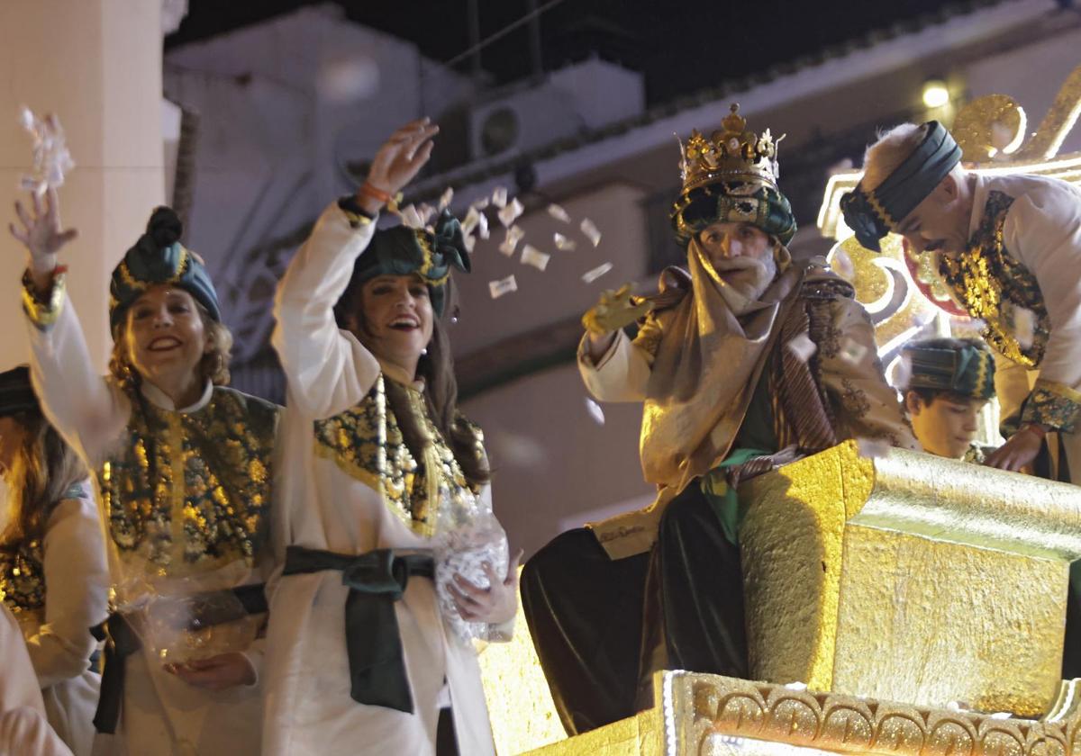 Imagen del Rey Melchor en la Cabalgata de Sevilla de este año