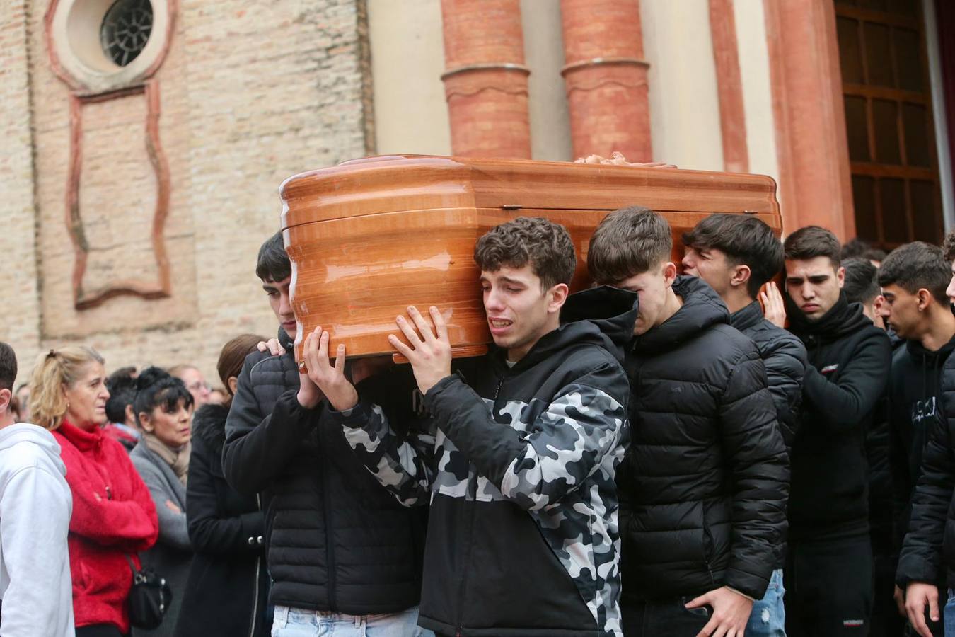 Funeral del joven Aarón asesinado en Gerena