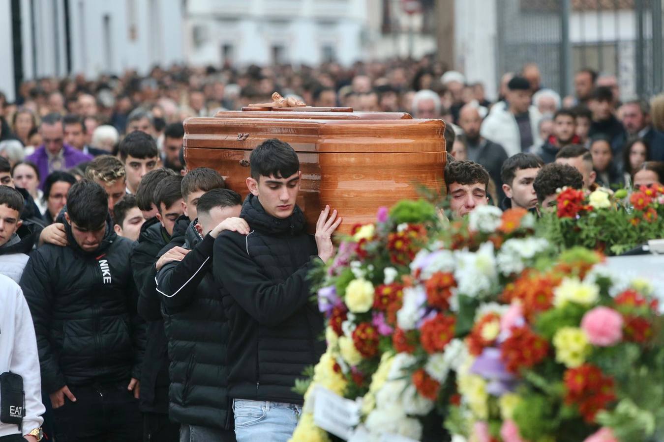 Funeral del joven Aarón asesinado en Gerena