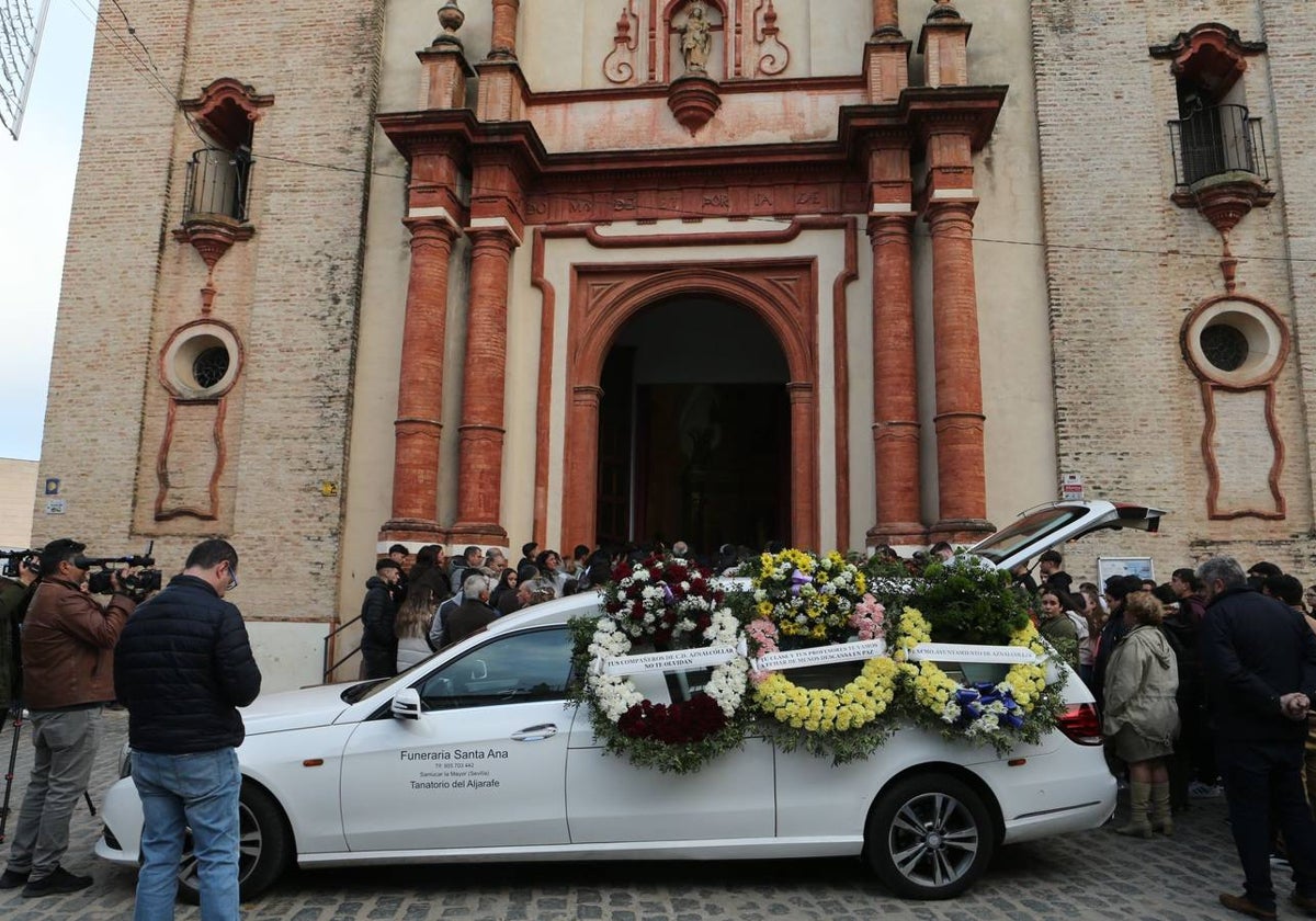 Funeral del joven Aarón asesinado en Gerena