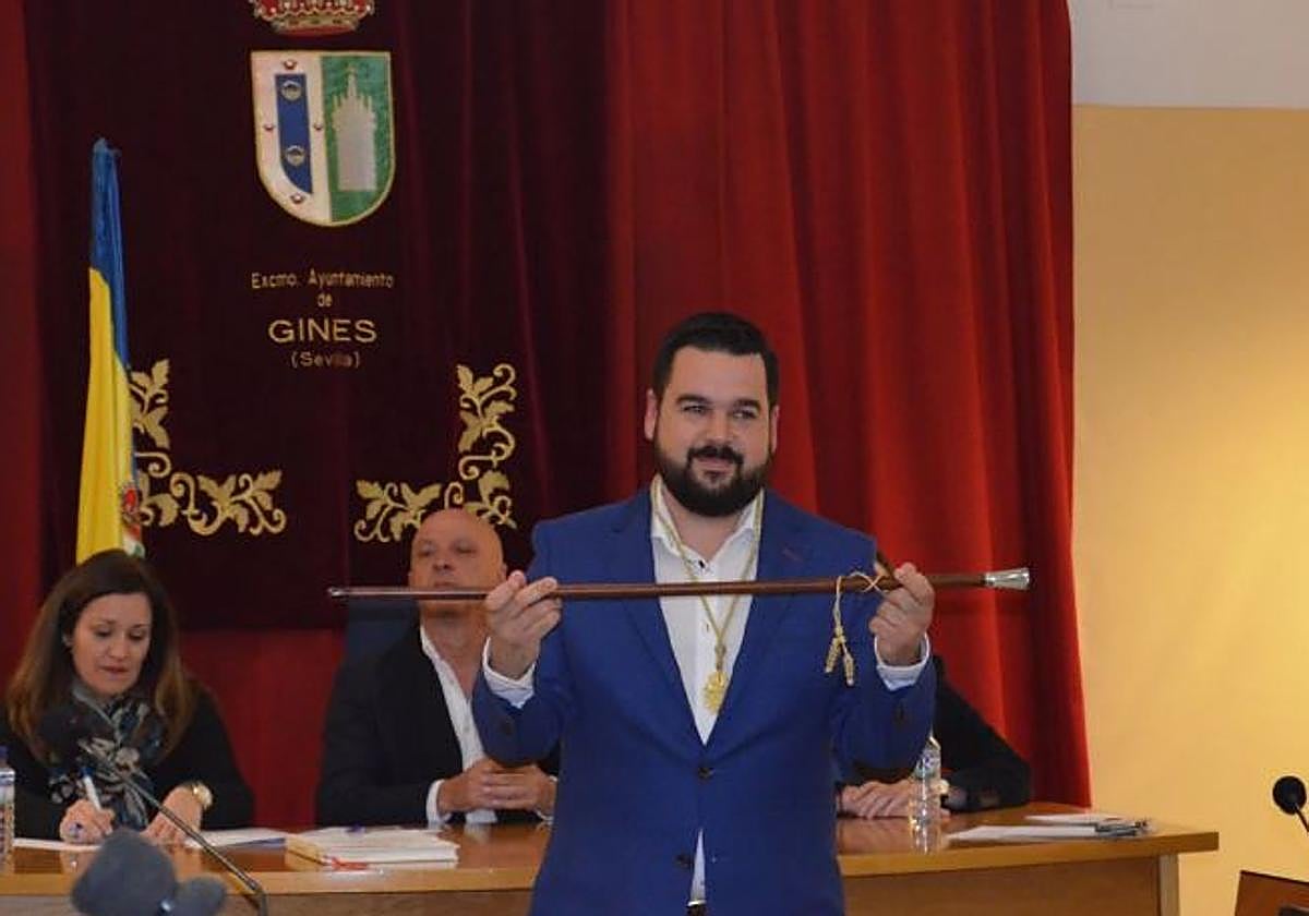 Romualdo Garrido, alcalde Gines