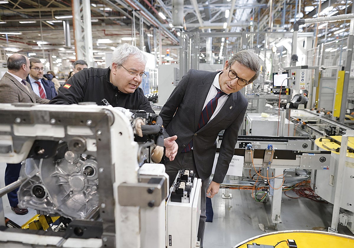 La caja de cambio de DB49 es el último modelo que ha llegado a la planta de Sevilla