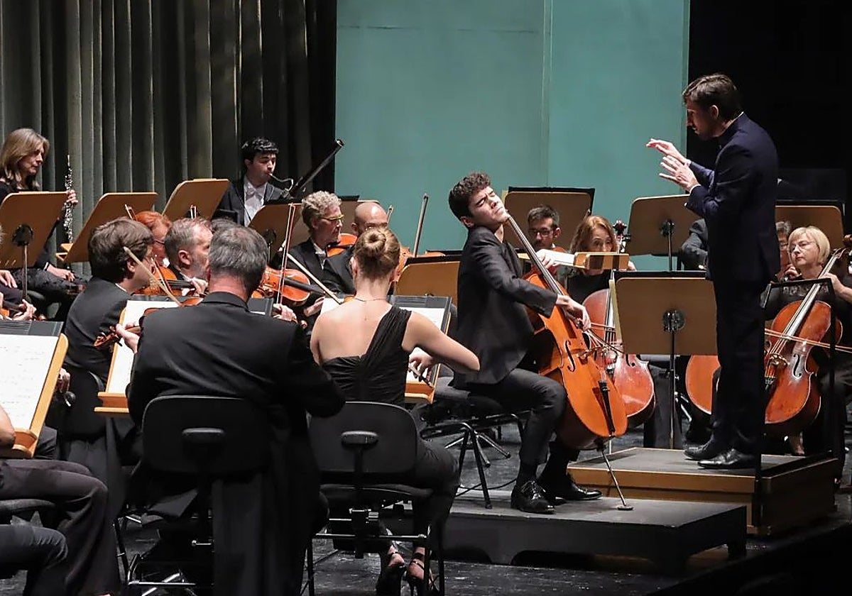 La ROSS tiene su sede en el Teatro de la Maestranza