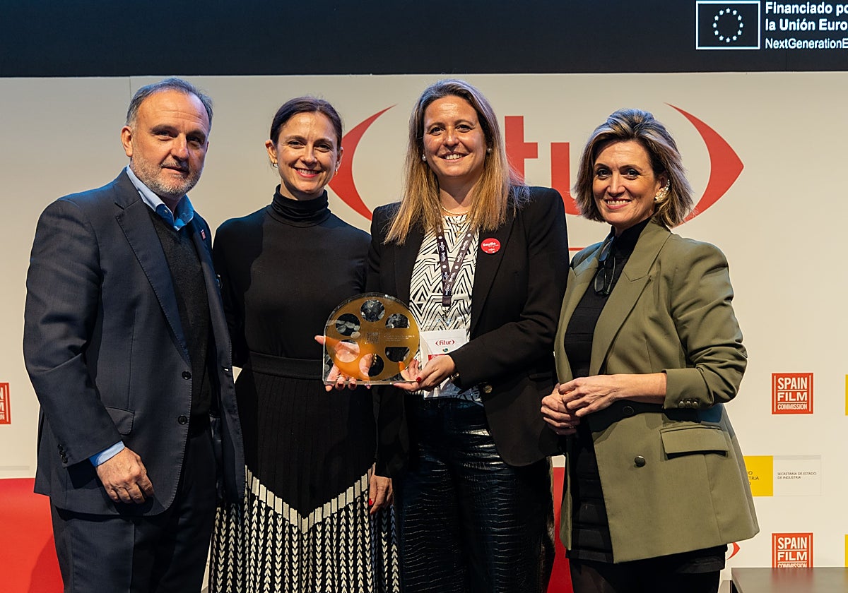 Un momento de la entrega del Premio a la Mejor Producción de la Spain Film Commision 2024