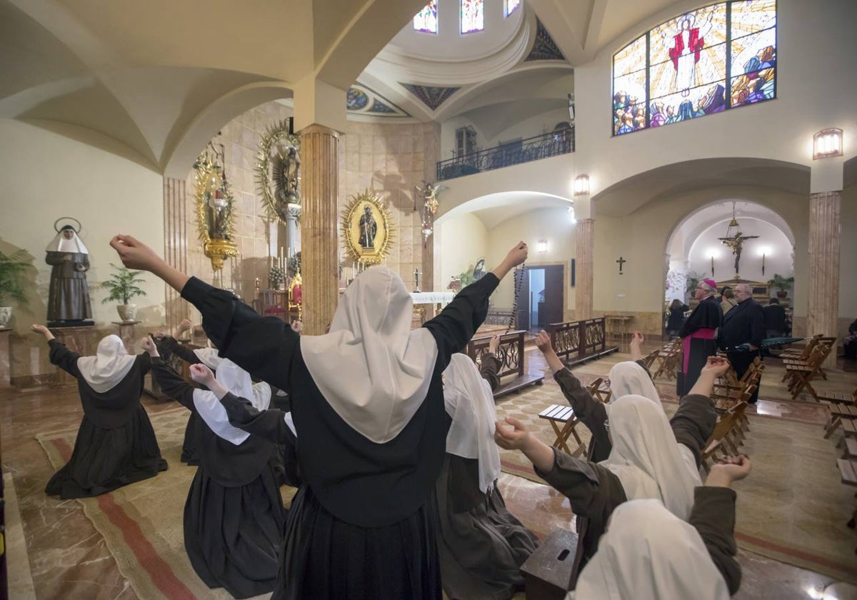 Celebración de la misa con la que comienza el año jubilar de las Hermanas de la Cruz