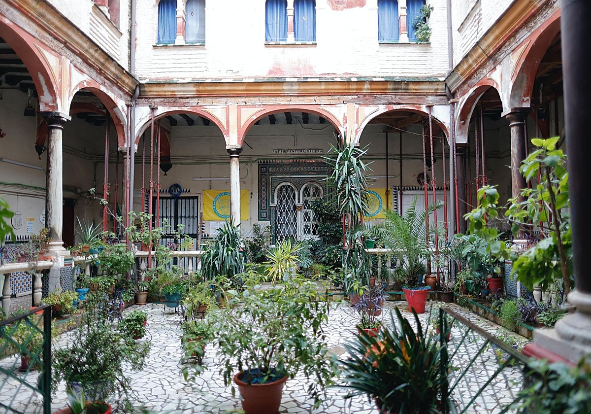 Estado actual del patio del Palacio del Pumarejo