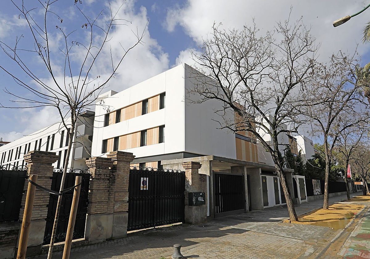 La residencia de estudiantes de la avenida de la Palmera número 38