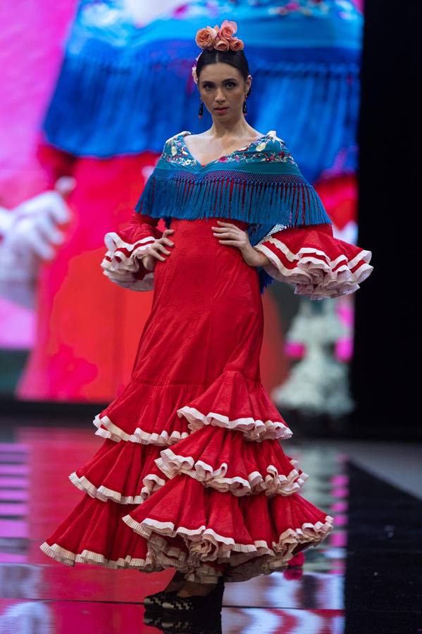 La firma Miabril presenta a una mujer muy flamenca en el Simof 2025