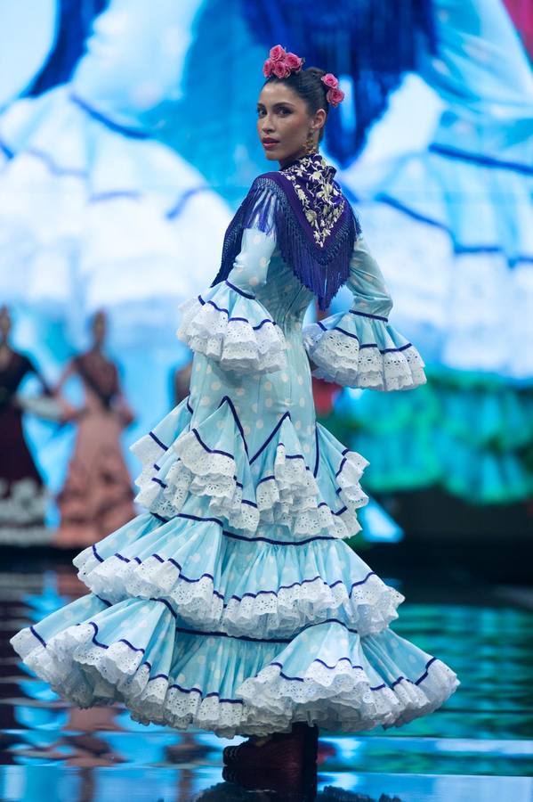 La firma Miabril presenta a una mujer muy flamenca en el Simof 2025