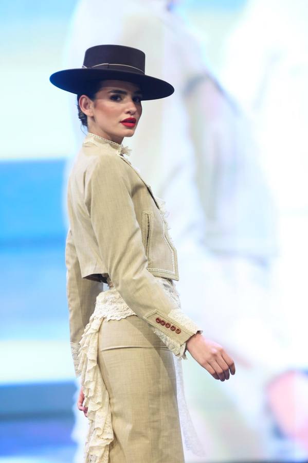 Inspiración tailandesa es la que ha tenido Aurora Gaviño en esta nueva colección