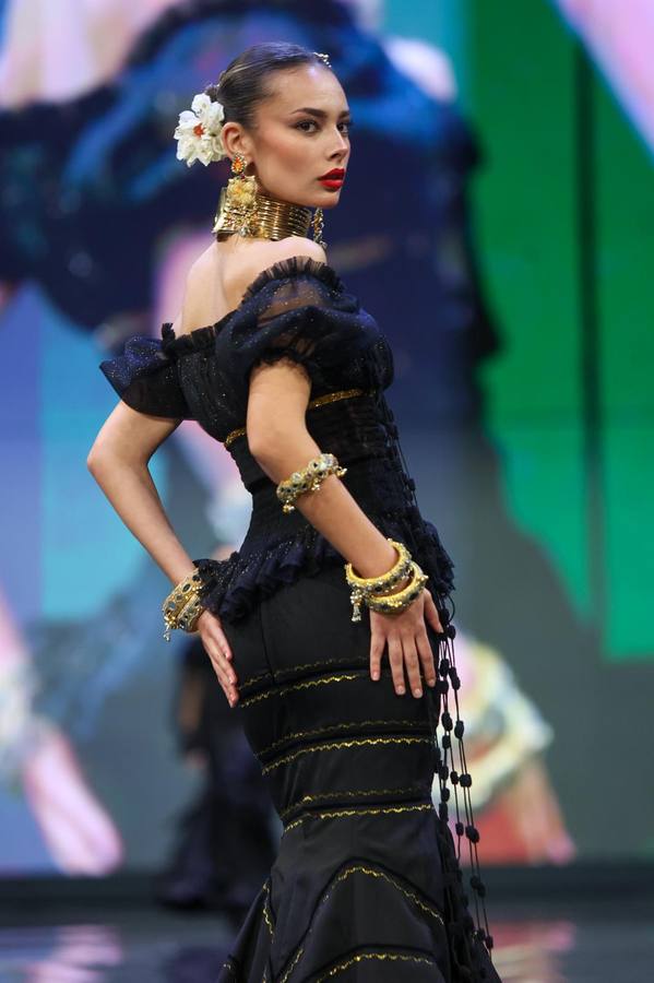 Inspiración tailandesa es la que ha tenido Aurora Gaviño en esta nueva colección