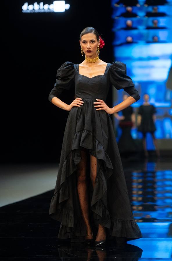 Detalles del desfile del diseñador Guillermo Peralta en SIMOF 2025